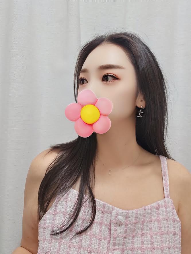 オールヌード ルシアさん