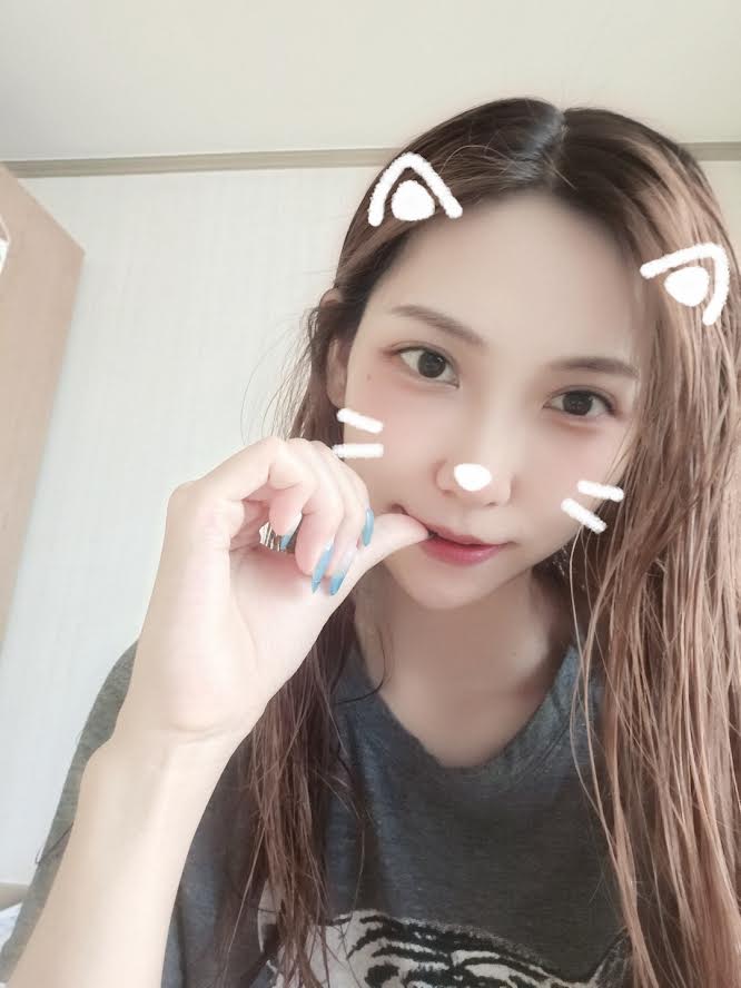 オールヌード シンビさん