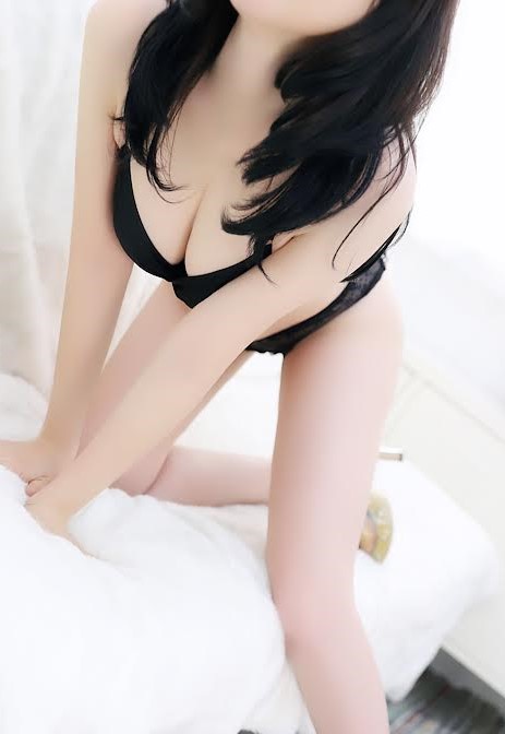 オールヌード&nbsp;ディーバさん