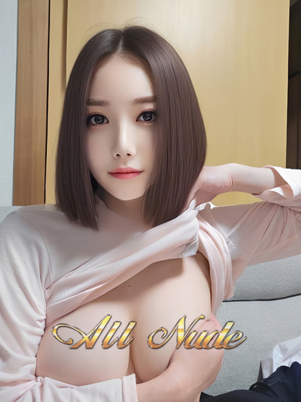 オールヌード&nbsp;ルシアさん