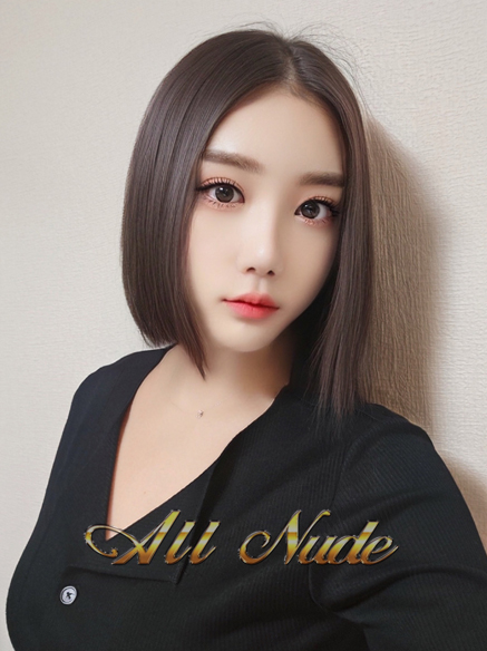 オールヌード&nbsp;ルシアさん