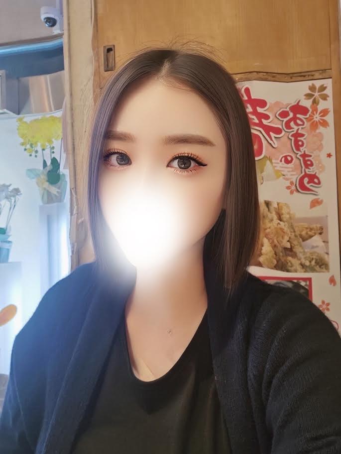 オールヌード&nbsp;ルシアさん