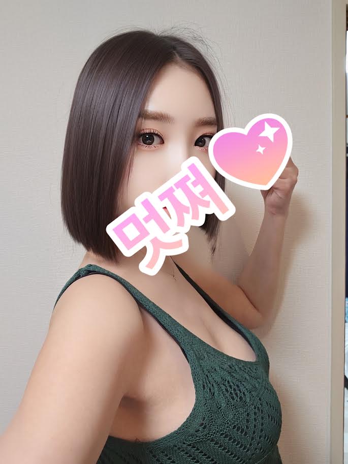 オールヌード&nbsp;ルシアさん