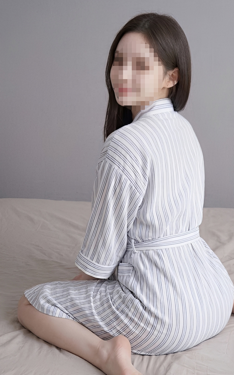 オールヌード&nbsp;シルクさん